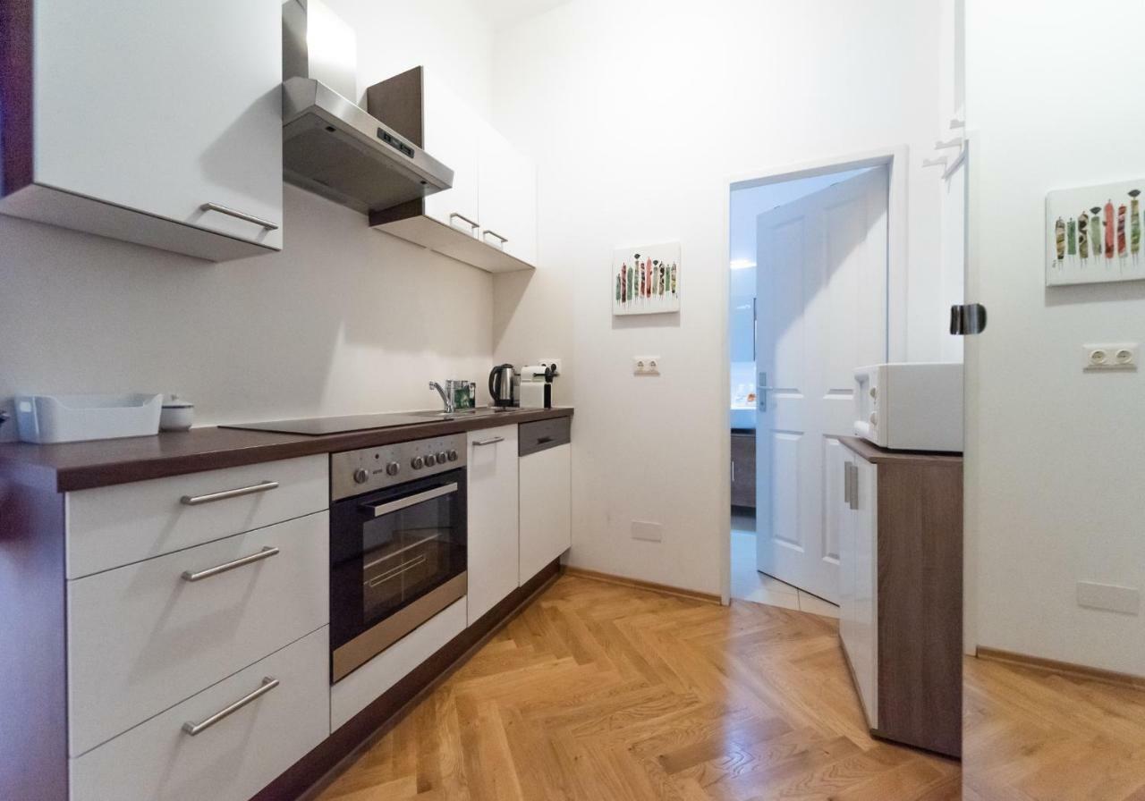 Apartmán Prater Studio Next Fair, Un, Wu And City Center Vídeň Exteriér fotografie