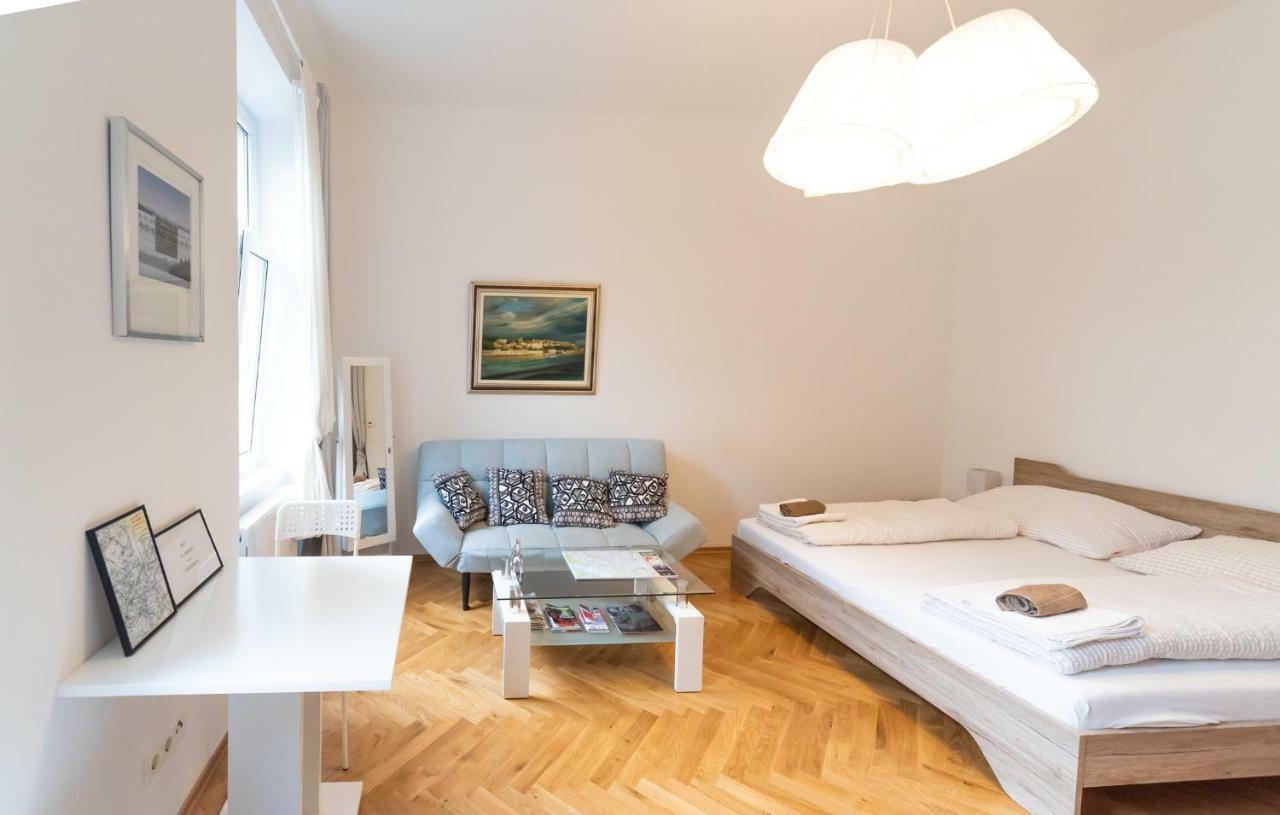 Apartmán Prater Studio Next Fair, Un, Wu And City Center Vídeň Exteriér fotografie